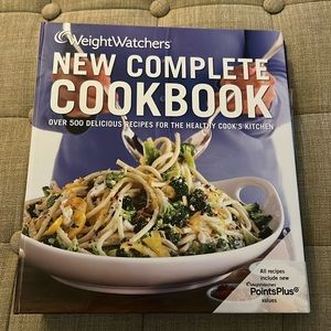 Weight Watchers New Complete cookbook – over 500 delicious recipes